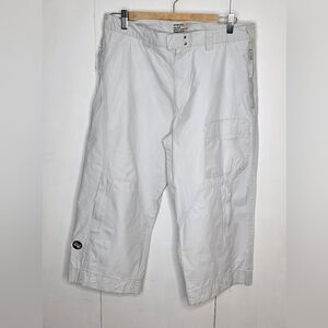 Men' White Cotton Capris Cargo Shorts, 34 waist, Like New, WPN brand
